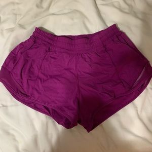 Lululemon Hotty hot short